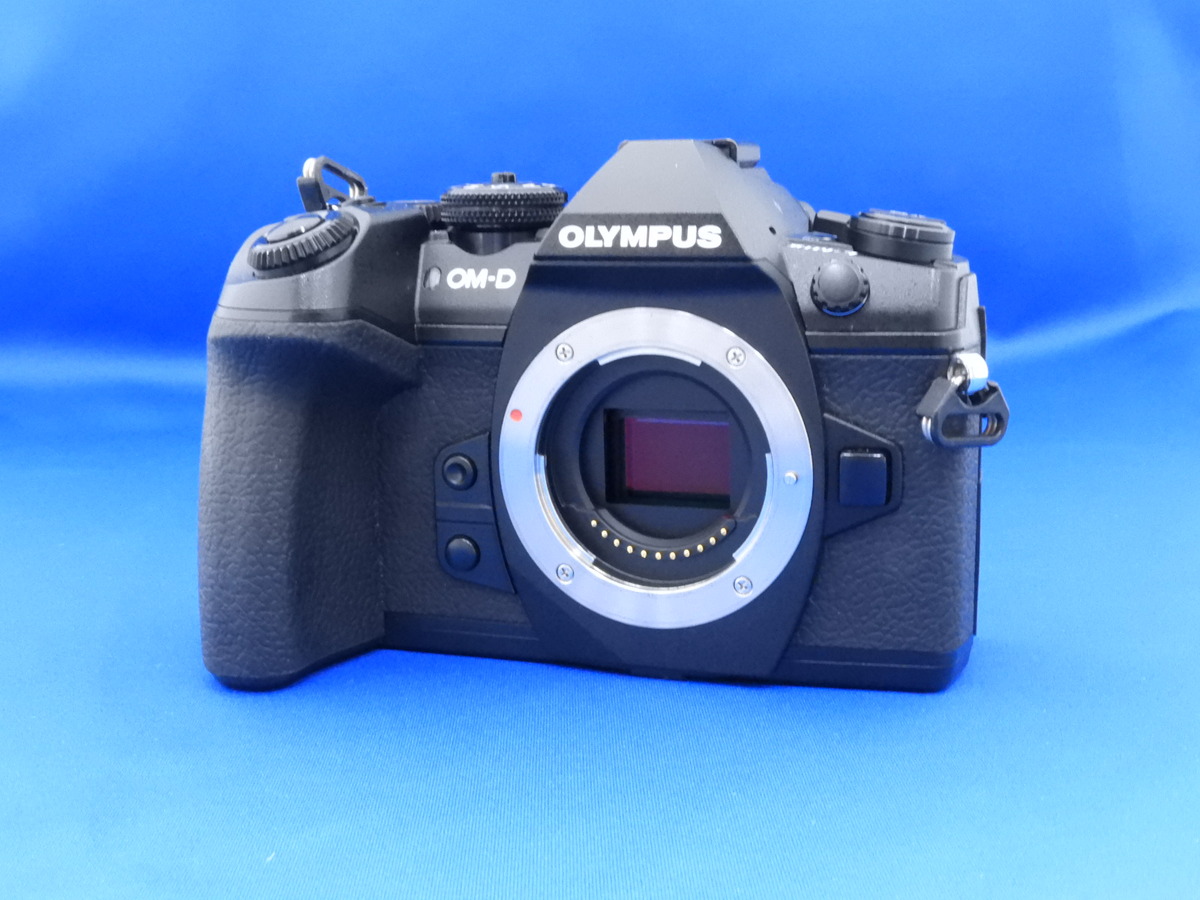 最終価格OLYMPUS OM-D E-M1 Mark III ボディ おまけ付き - カメラ