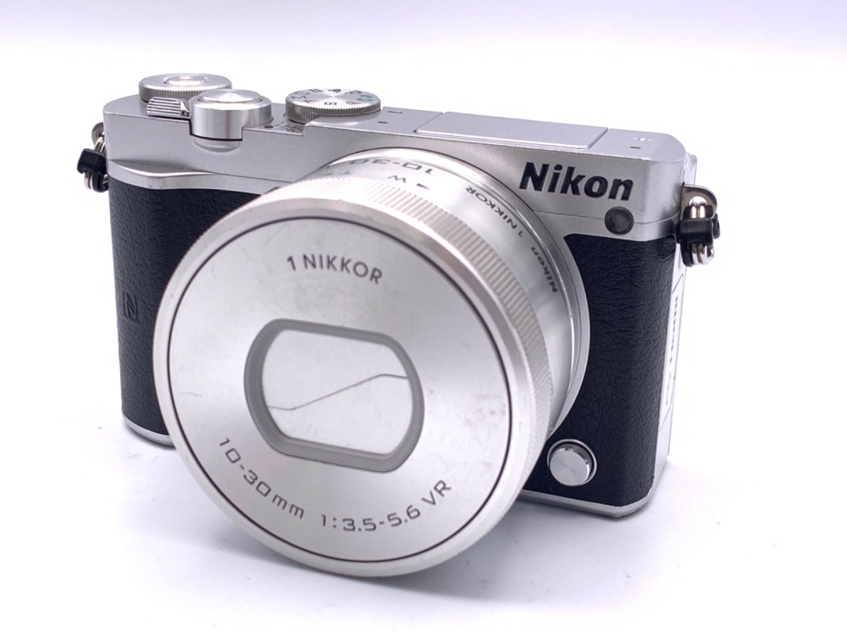 Nikon 1 J5 標準パワーズームレンズキット [シルバー] 中古価格比較