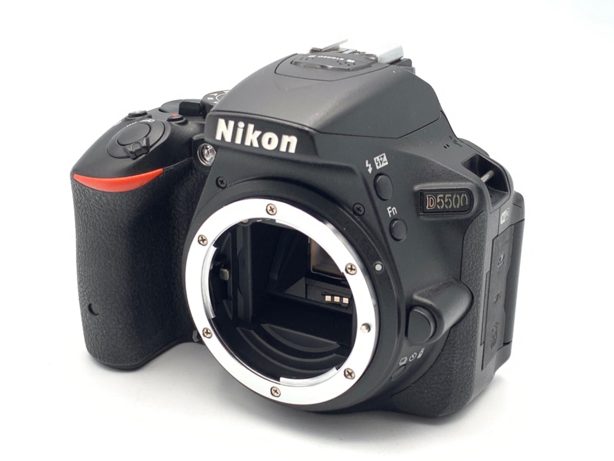 新品級 Nikon ニコン D5500 ボディ 333ショット