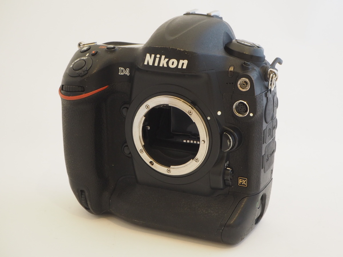 Nikon ニコン D4 本体 ジャンク - デジタルカメラ