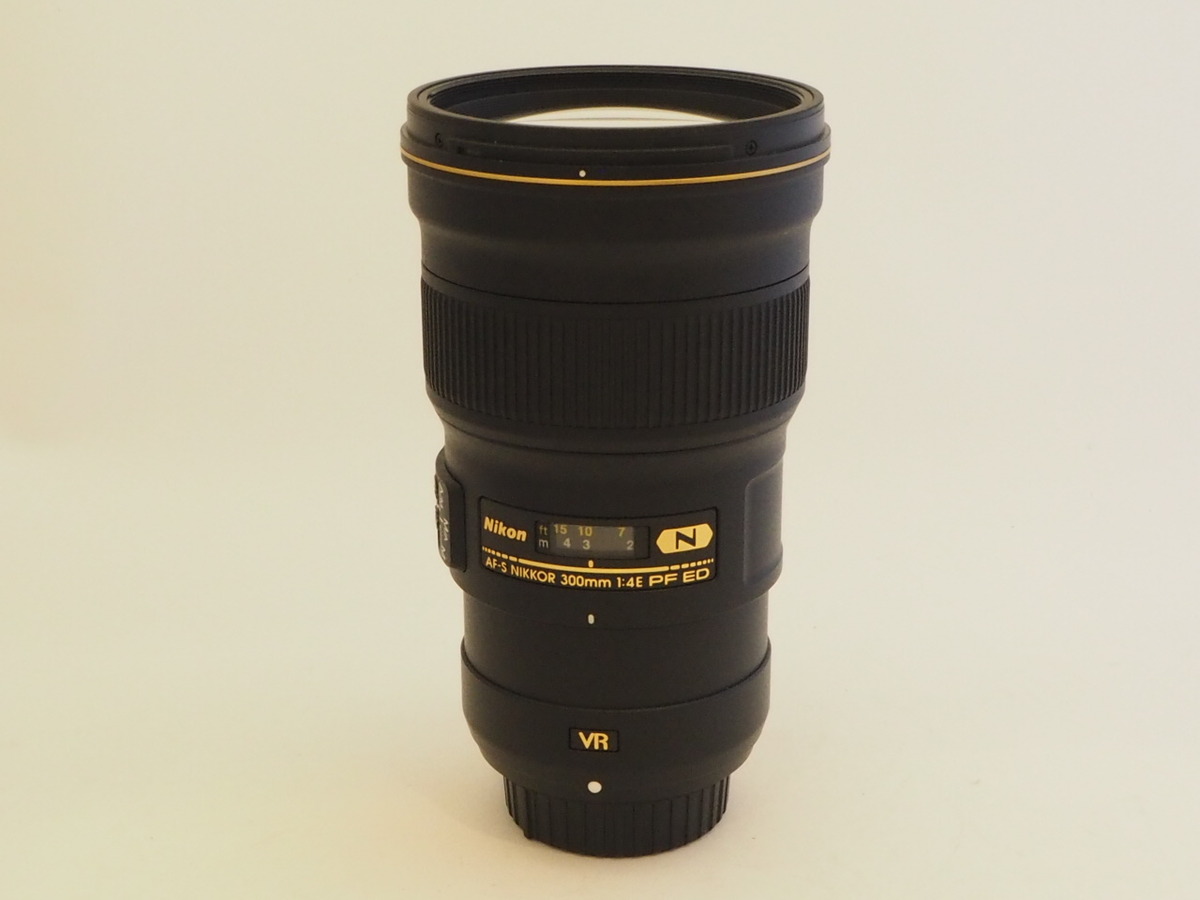 AF-S NIKKOR 300mm f/4E PF ED VR 中古価格比較 - 価格.com