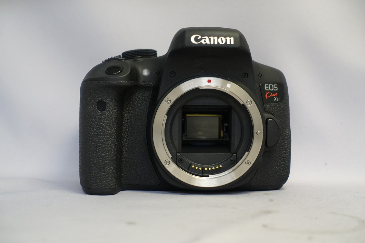 Canon eos kiss x8i ボディ 美品 - デジタルカメラ