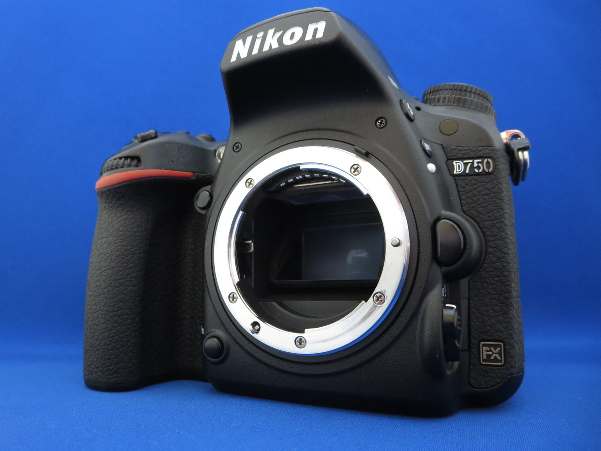 D750 ボディ 中古価格比較 - 価格.com