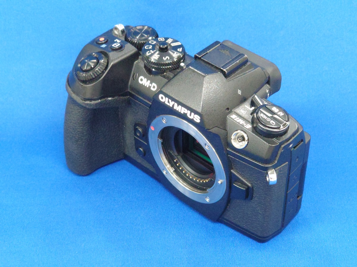 格安新品 OM-D OLYMPUS オリンパス E-M1 ボディ(中古) markⅡ デジタル 