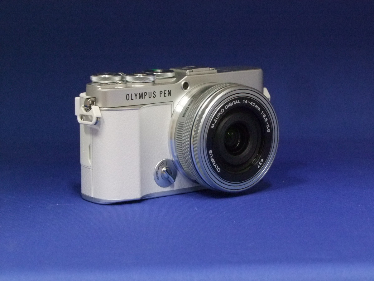 OLYMPUS PEN E-P7 14-42mm EZレンズキット 中古価格比較 - 価格.com