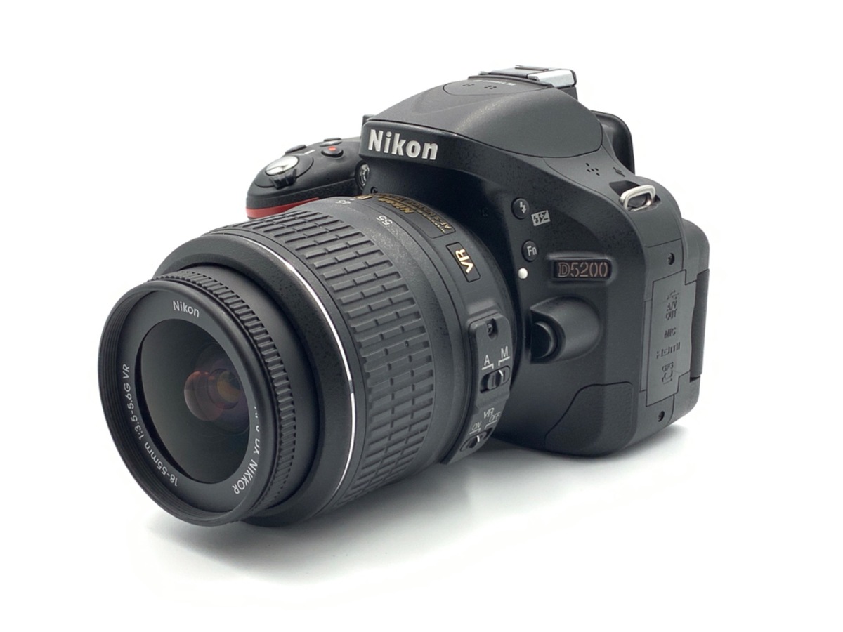 【美品】Nikon D5200 18-55mmレンズセット　ショット数8147回