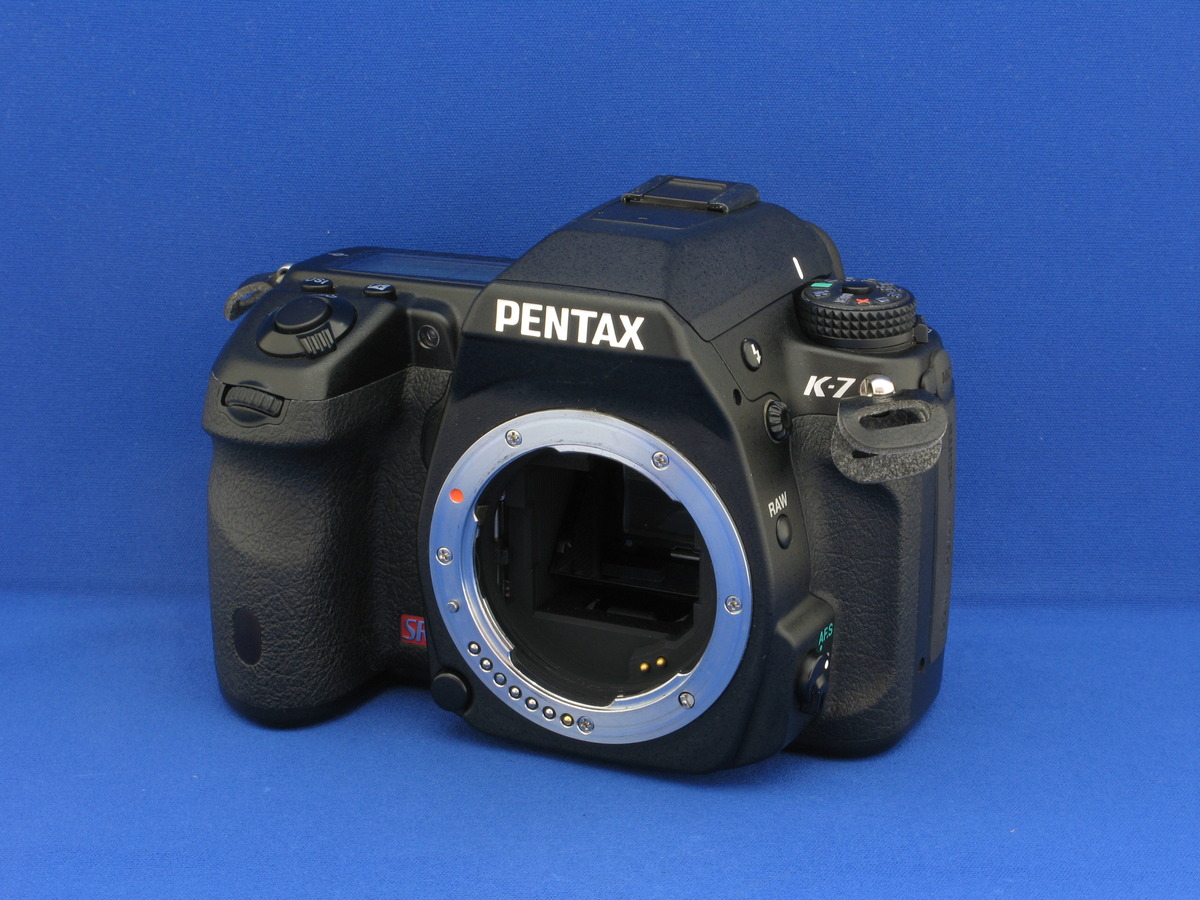 本物の デジタル一眼レフ ☆【中古】PENTAX K-7 [管理:1050020783