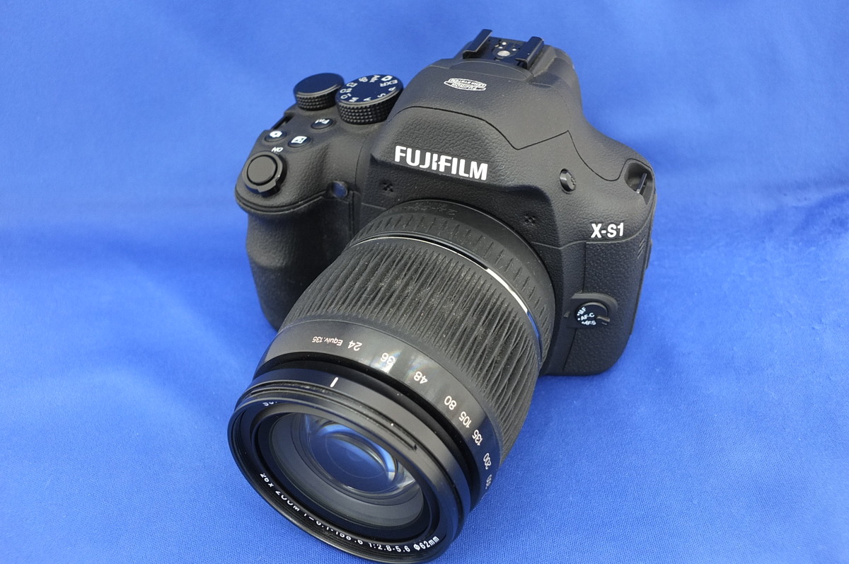 カメラ デジタルカメラ FUJIFILM X-S1 中古価格比較 - 価格.com
