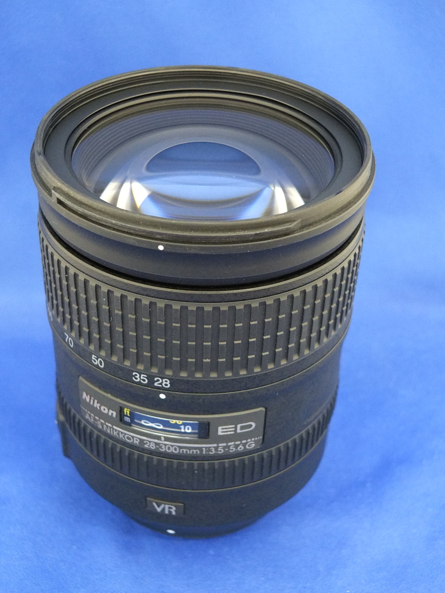 ニコンAF-S NIKKOR 28-300mm f 3.5-5.6G ED VR