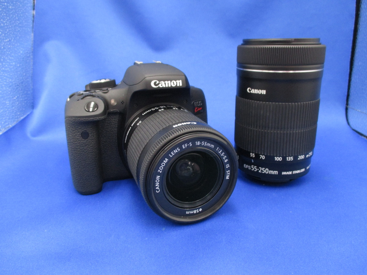 最安値好評canon eos kiss x8i (w) ズームキット デジタルカメラ