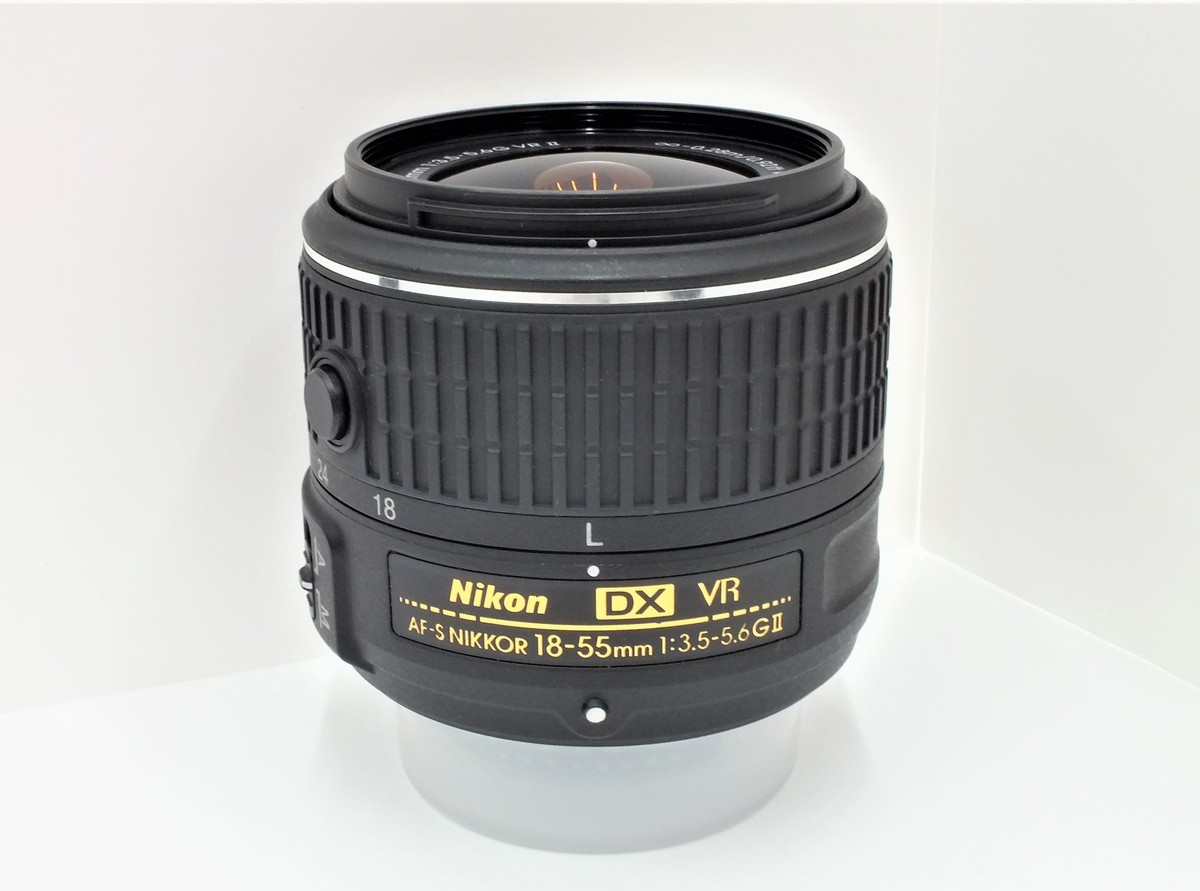 Nikon　AF-S DX NIKKOR 18-55mm f/3.5-5.6G VR　訳あり
