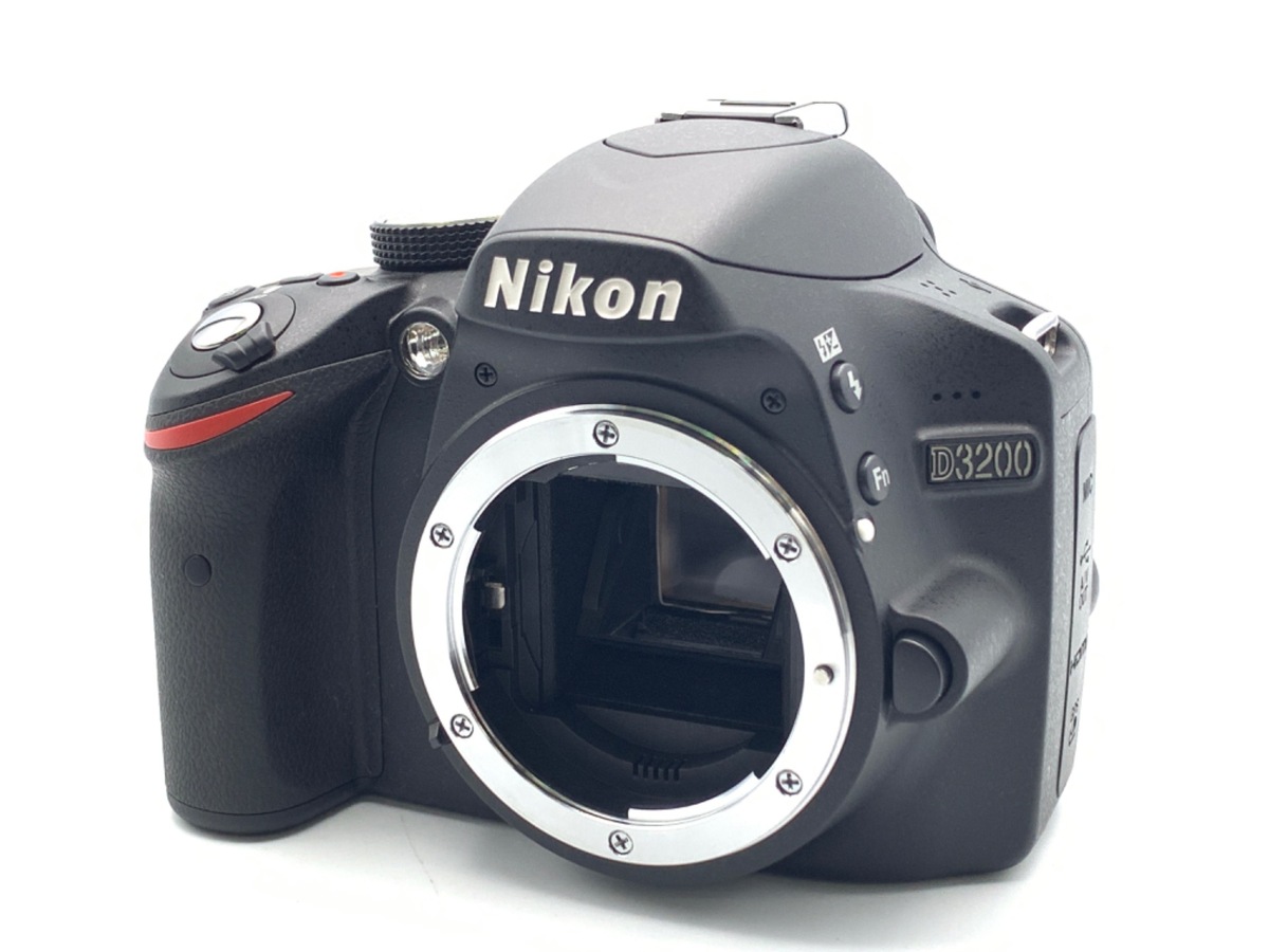 Nikon ニコン D3200 ボディ 2416万画素 ショット数3400 美品