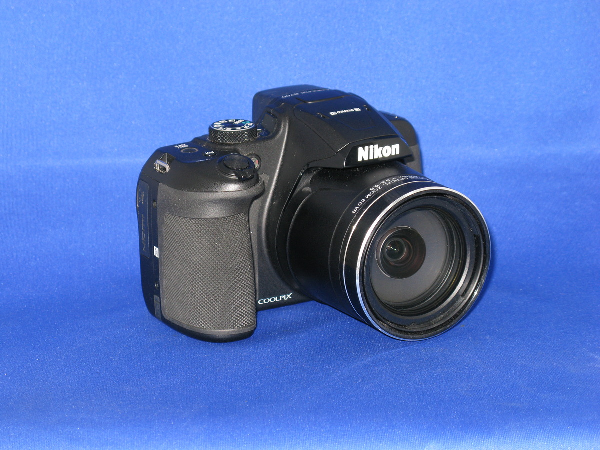 メーカー公式ショップ】 １年保証 中古 美品 ブラック B700 COOLPIX