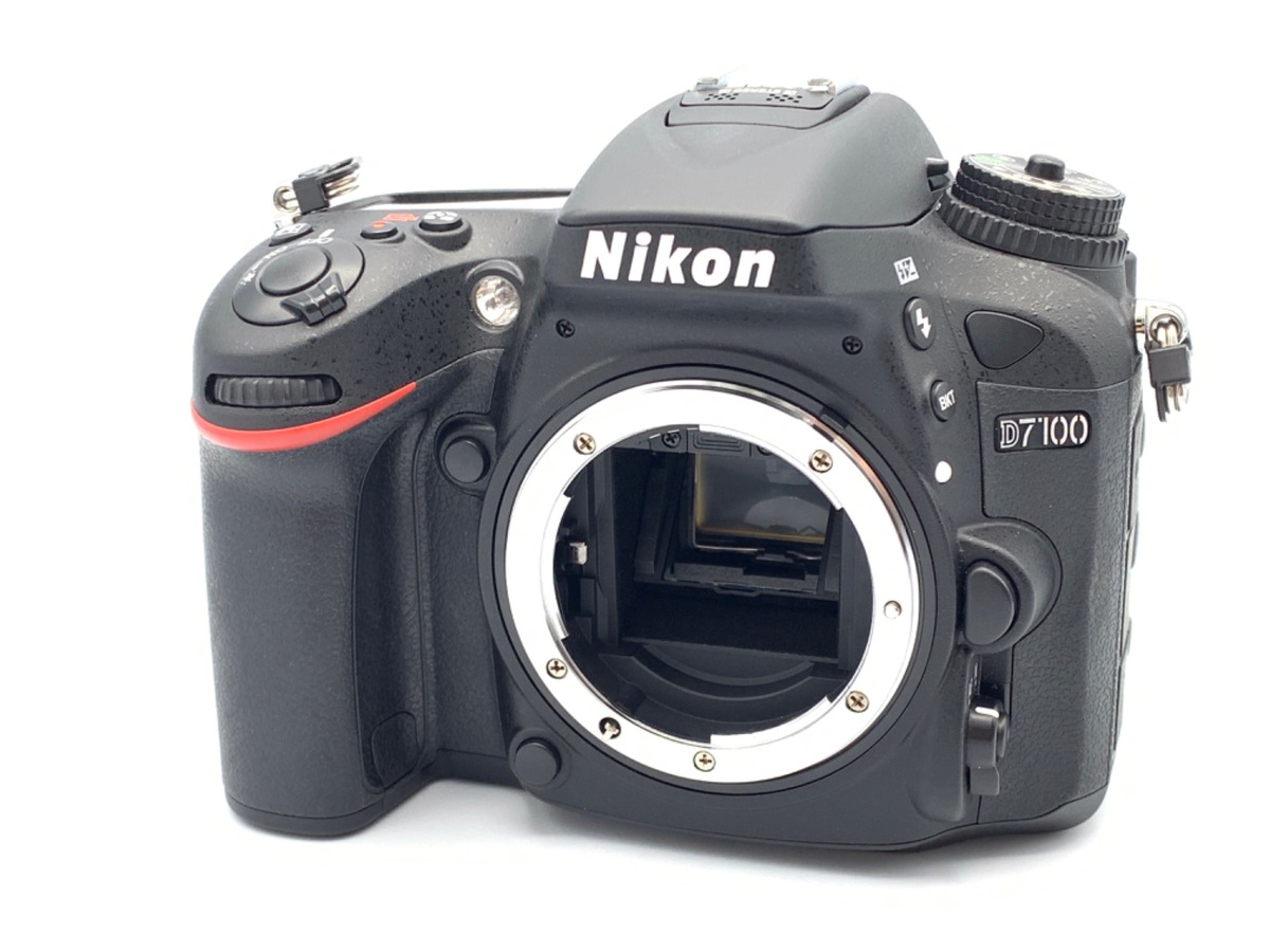 NIKON D7000 & AF-S 18-200 VR 新同/2100ショット
