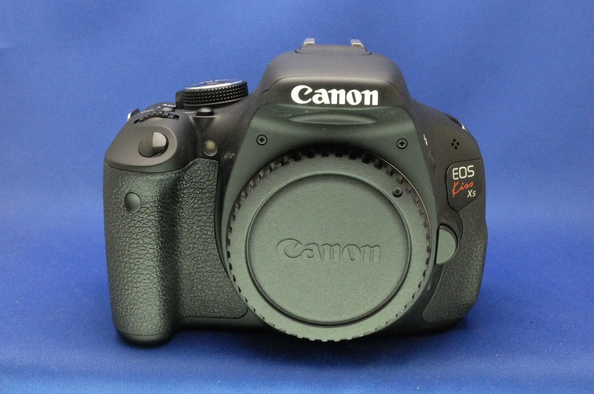 楽天市場】【中古】【外観特上級】Canon ミラーレス一眼カメラ EOS M100 ダブルズームキット ホワイト EOSM100WH-WZK :  百獣の買取王カメライオン