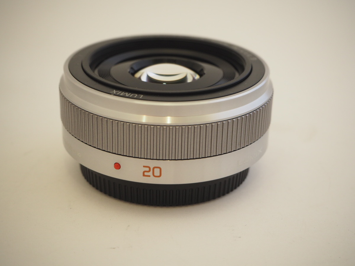 LUMIX G 20mm/F1.7 II ASPH. H-H020A-S [シルバー] 中古価格比較