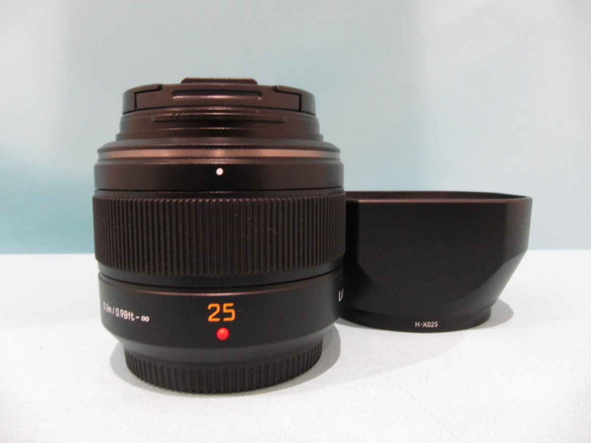 LEICA DG SUMMILUX 25mm/F1.4 ASPH. H-X025 中古価格比較 - 価格.com