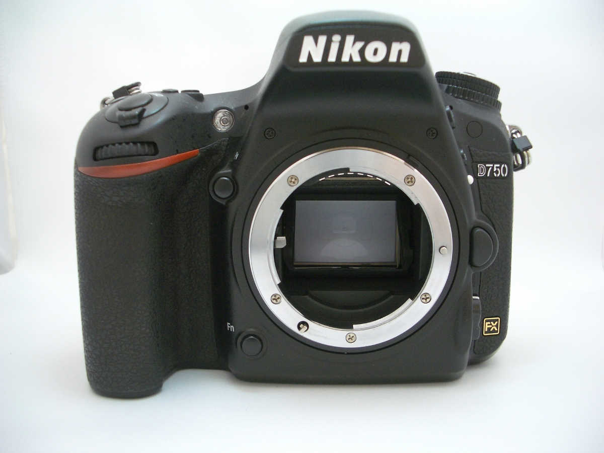 D750 ボディ 中古価格比較 - 価格.com