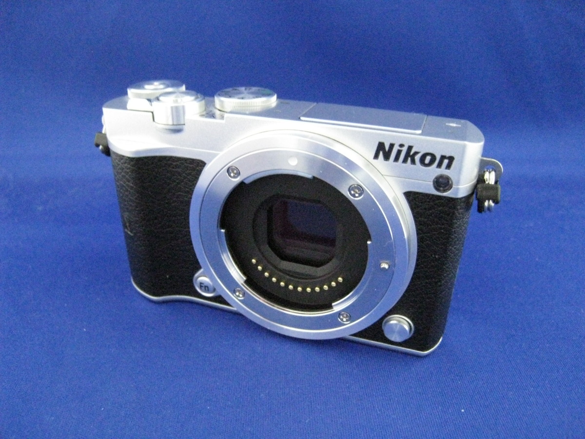 Nikon 1 J5 ボディ 中古価格比較 - 価格.com