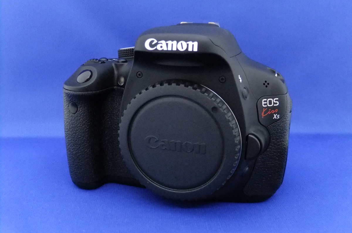 競売 Canon EOS Kiss x5 中古 フィルムカメラ - www.hostalpalmones.com