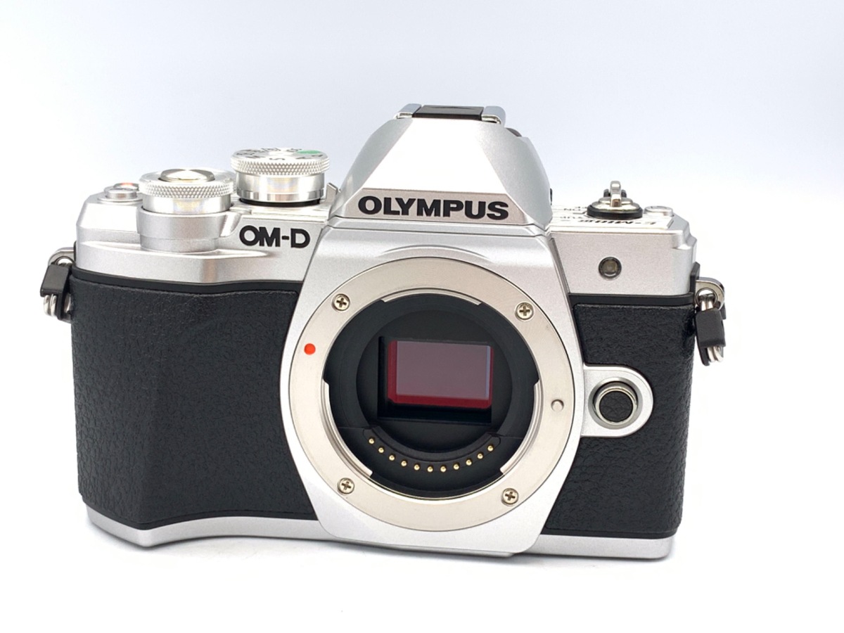 【人気特販】オリンパス　デジタルカメラ　E-M10 Mark III デジタルカメラ