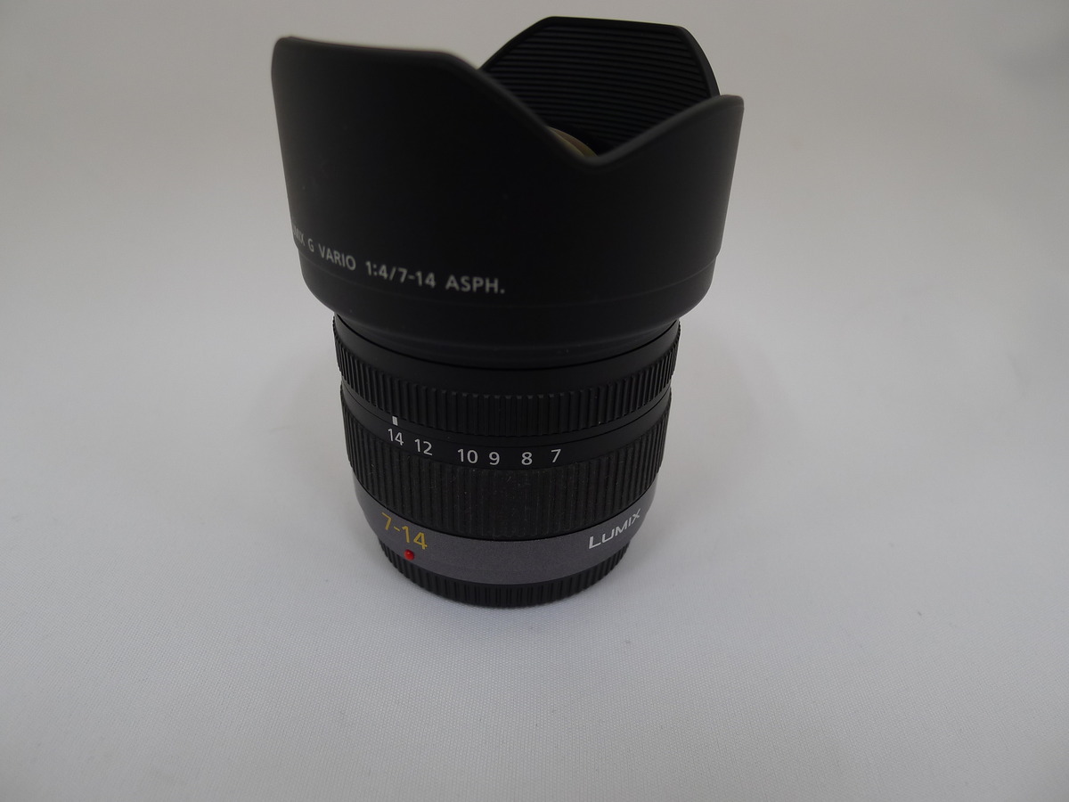 LUMIX G VARIO 7-14mm/F4.0 ASPH. H-F007014 中古価格比較 - 価格.com